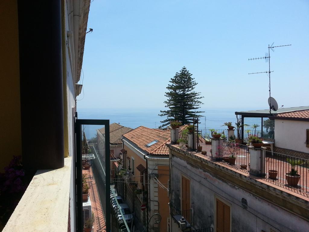 La Via Del Mare - Acireale Centro Storico公寓 客房 照片
